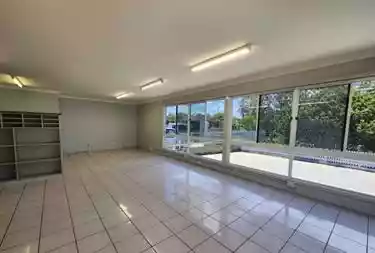 4 Richards Road