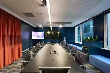 13/500 Collins Street