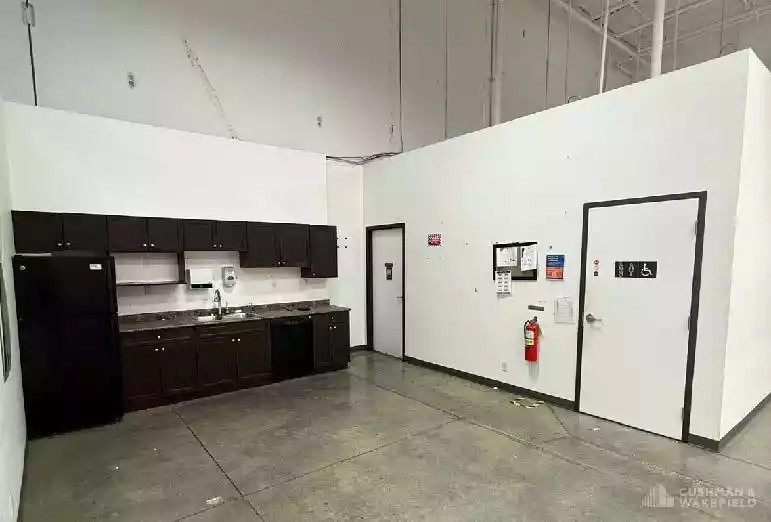 Surrey - Warehouse/Distribution