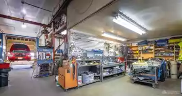Burnaby - Warehouse/Distribution