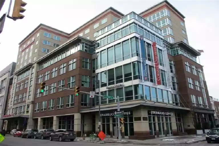 Seneca Place On The Commons