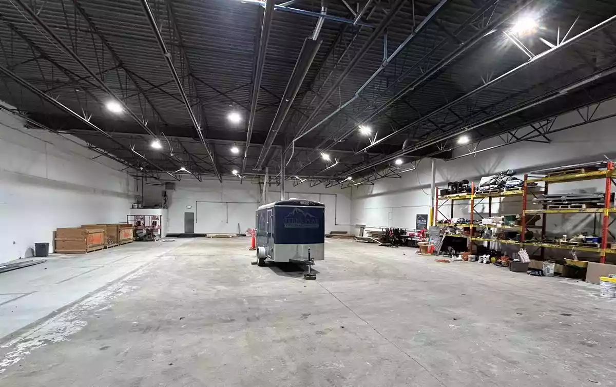 New Westminster - Warehouse/Distribution