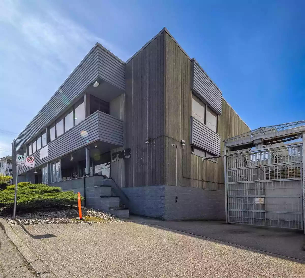 Vancouver - Warehouse/Distribution