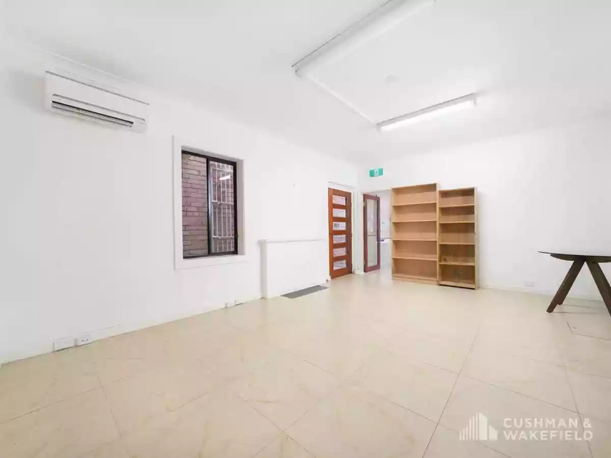 93 Whitehorse Road