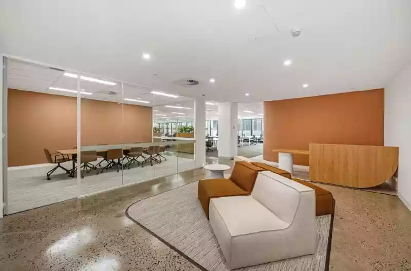 380 Docklands Drive