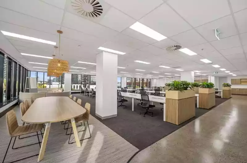 380 Docklands Drive
