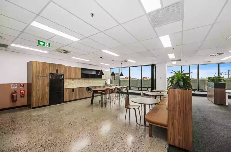 380 Docklands Drive