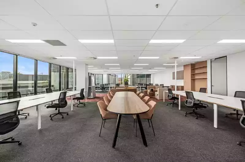 380 Docklands Drive