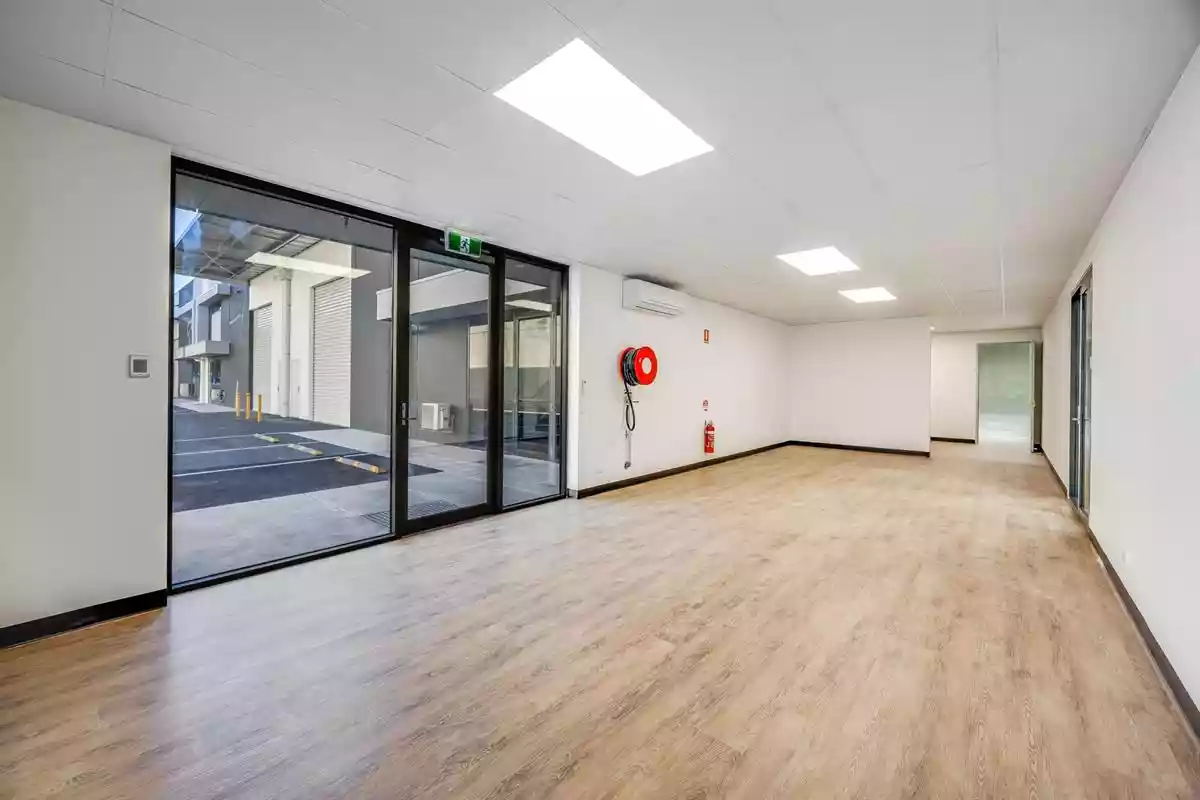 Unit 1/17-21 Maxwell Road