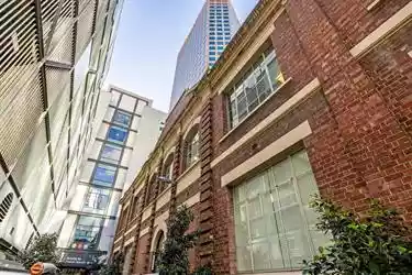 16 Anster Street
