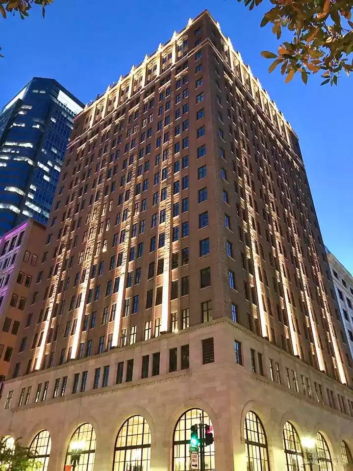 112 West Adams Street