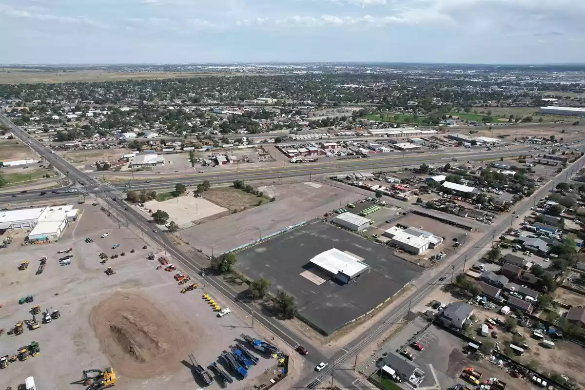 COMMERCE CITY - Warehouse/Distribution