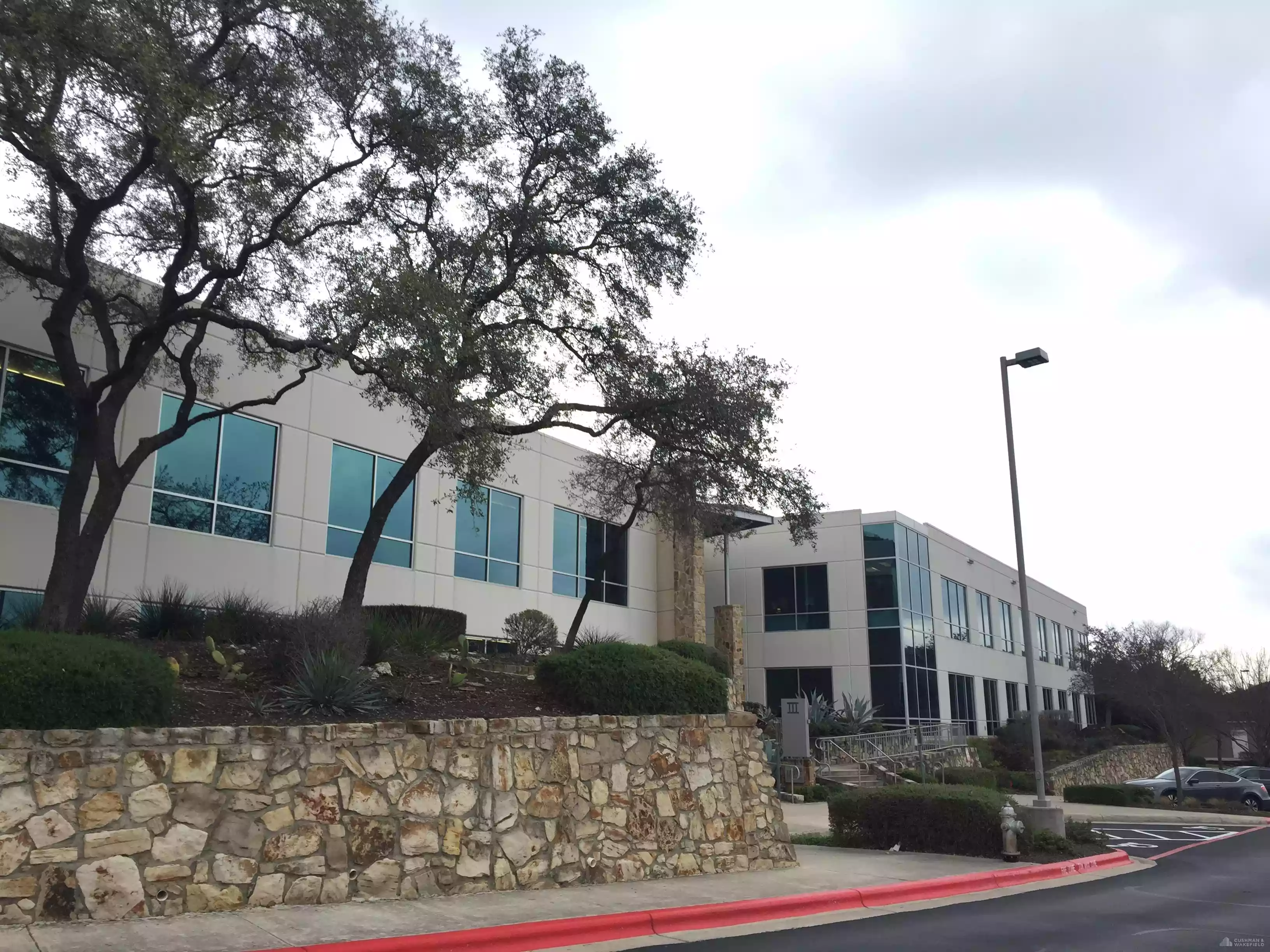 LADERA BEND BLDG III
