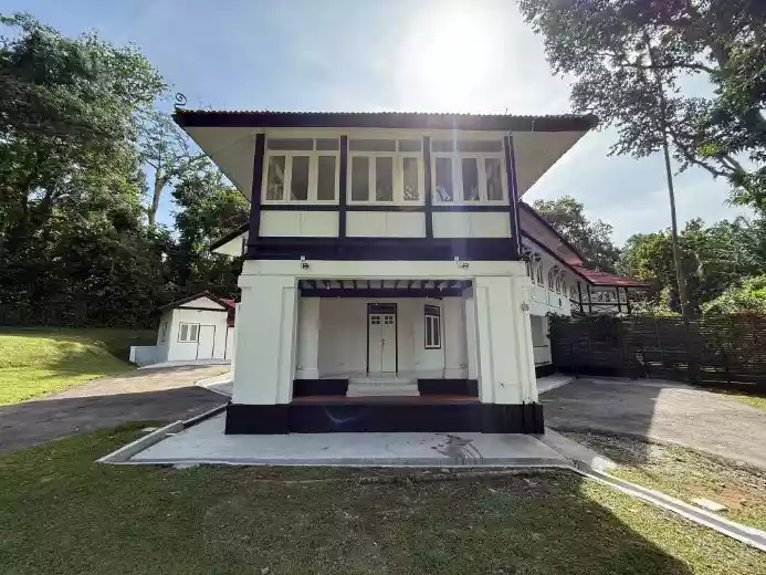 15 Malcolm Road
