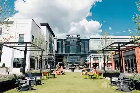 Newport on the Levee - Retail