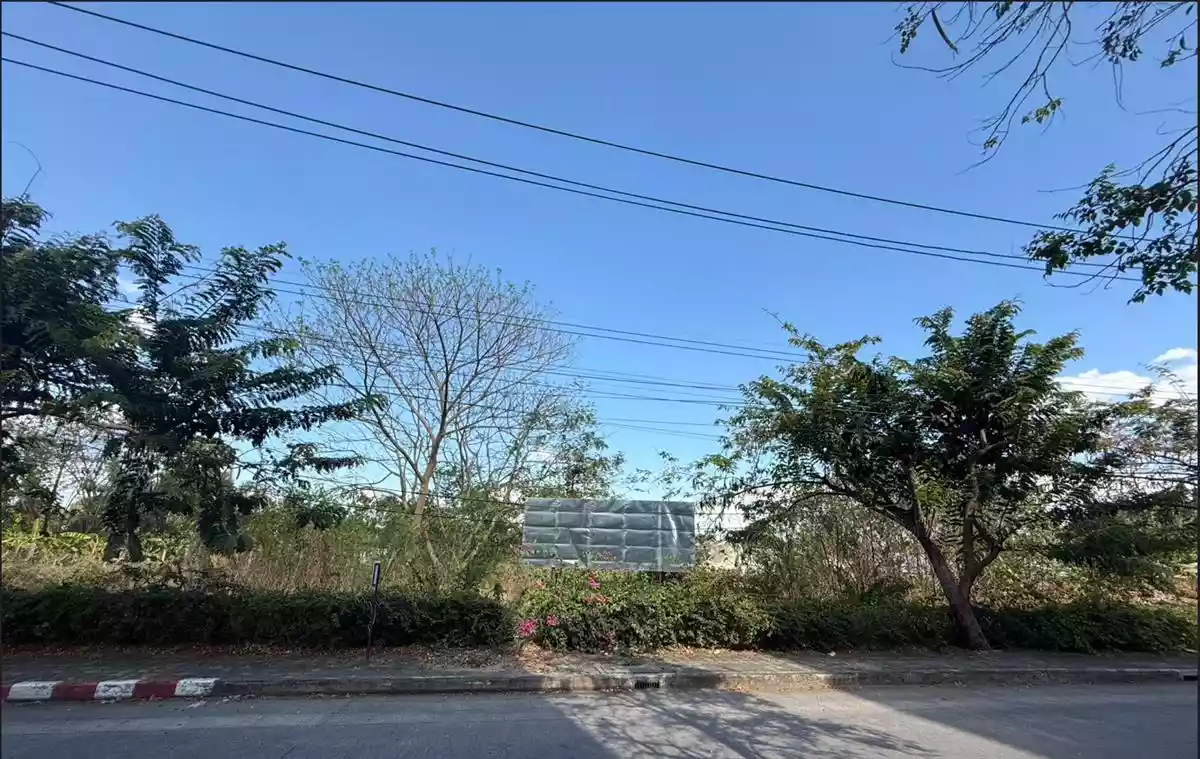3 Ngan 47 Square Wah Prime Commercial Land for Sale on Huay Kaew Road, Chiang Mai