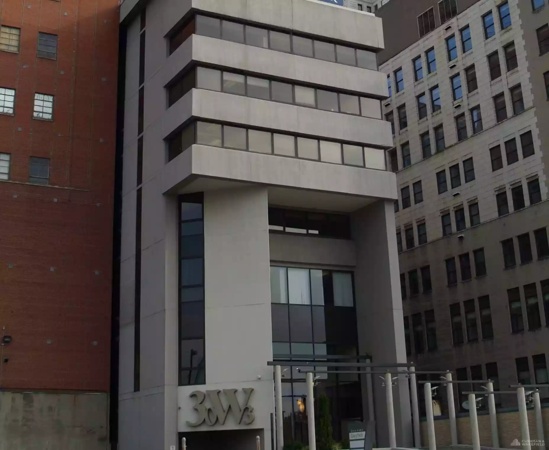 Cincinnati - Office