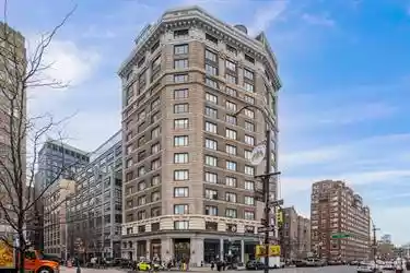 New York - Retail