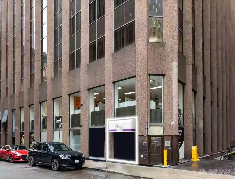 18 King Street East