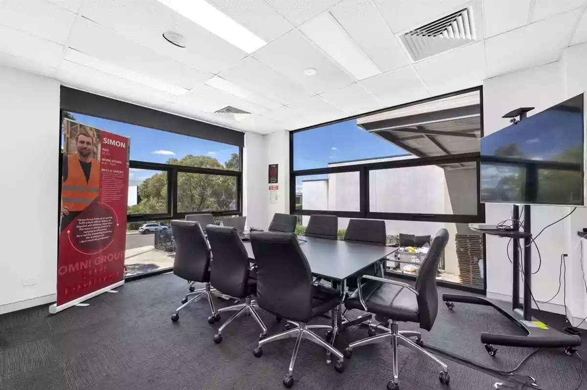 18 Yulong Close