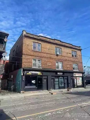 Hamilton - Street Retail