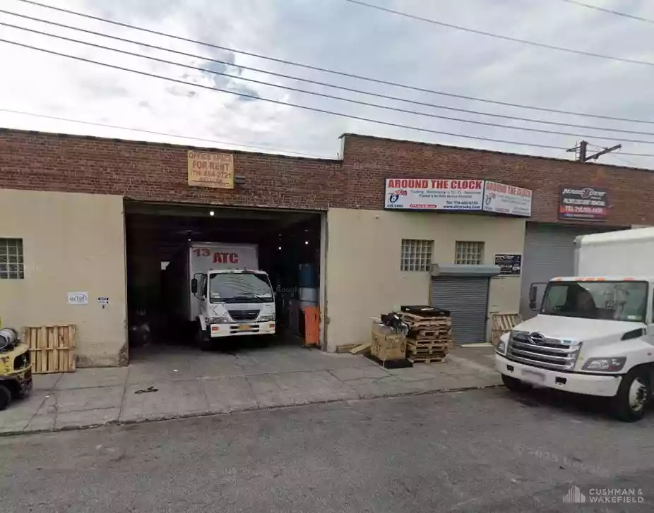 Queens Village - Warehouse/Distribution