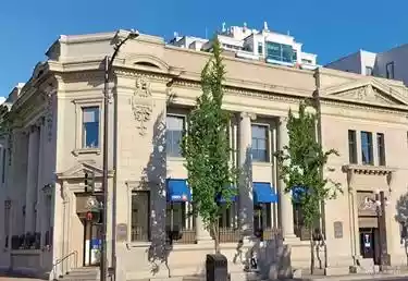 Victoria - Retail