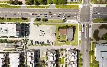 Toronto - Land