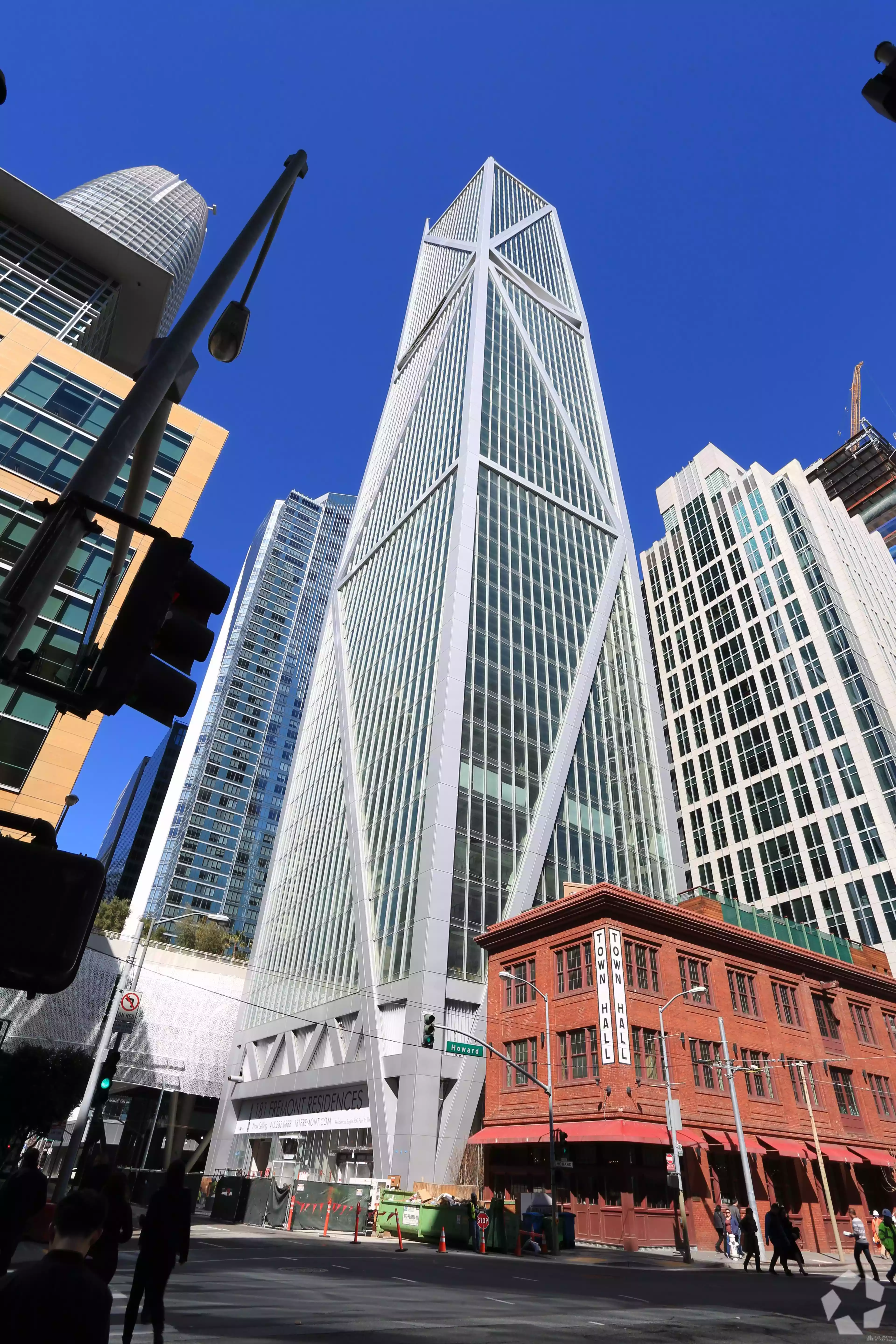 181 Fremont Street