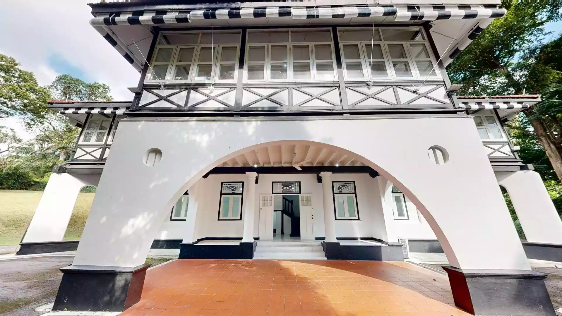 Malcolm Road Black & White Conservation Bungalow — Colonial Heritage Home for Rent (District 11)