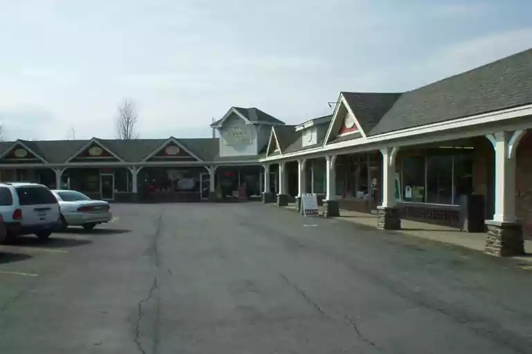 Manlius Mart Plaza