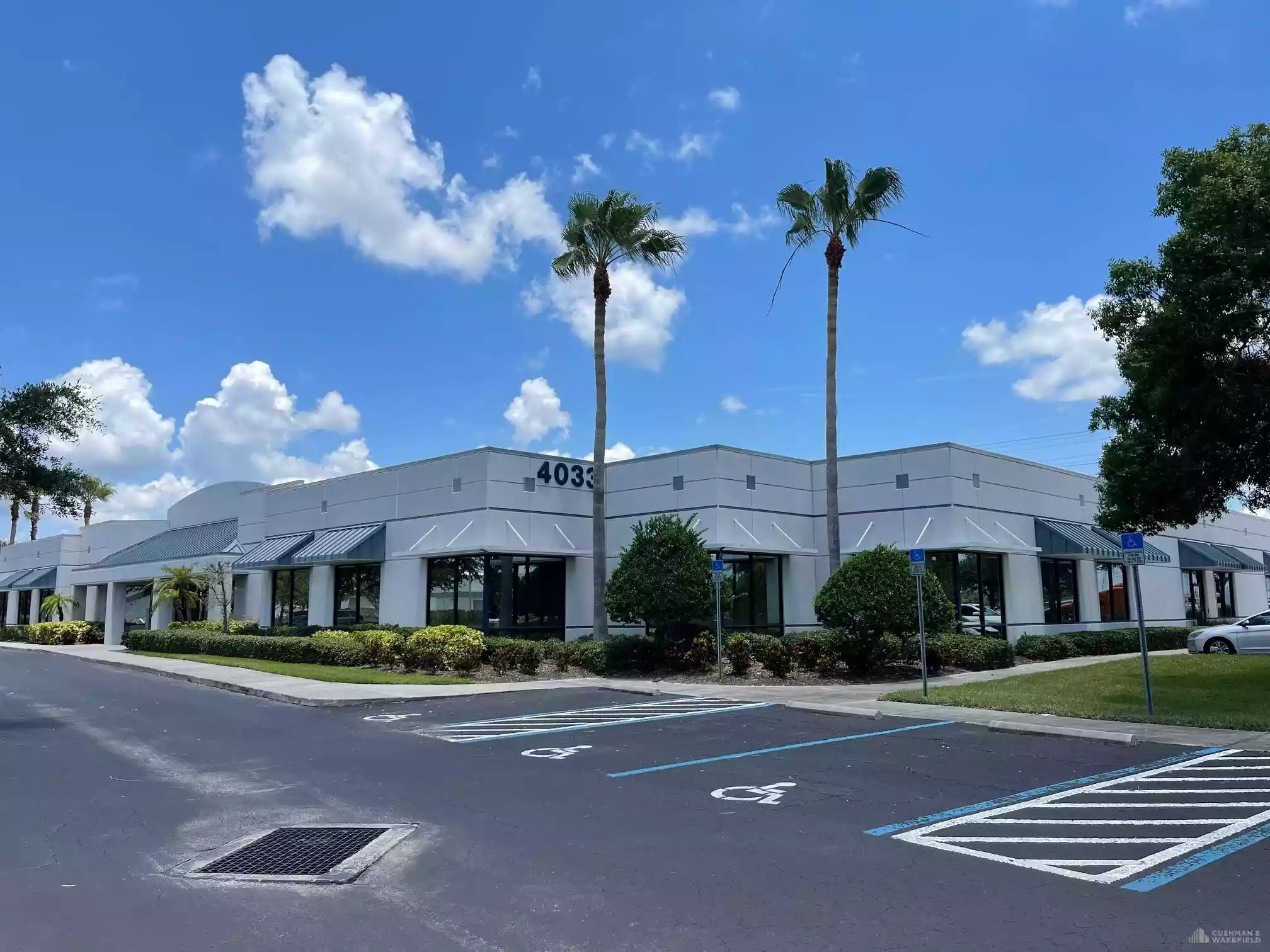 580 Corporate Center - Building 500