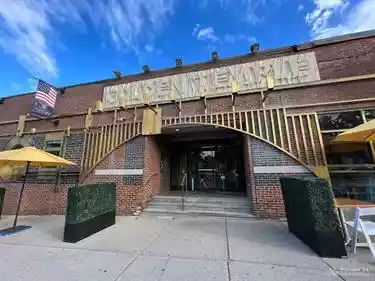 Brookline - Retail