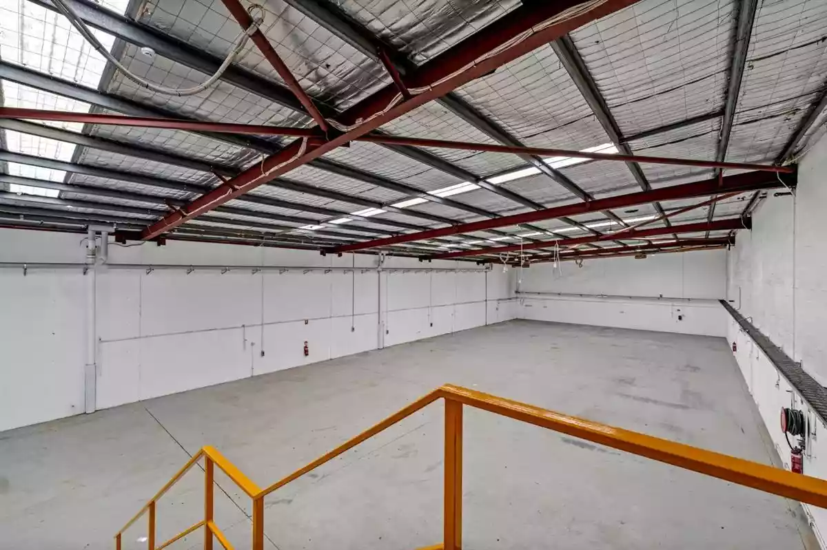38 Sir Joseph Banks Street