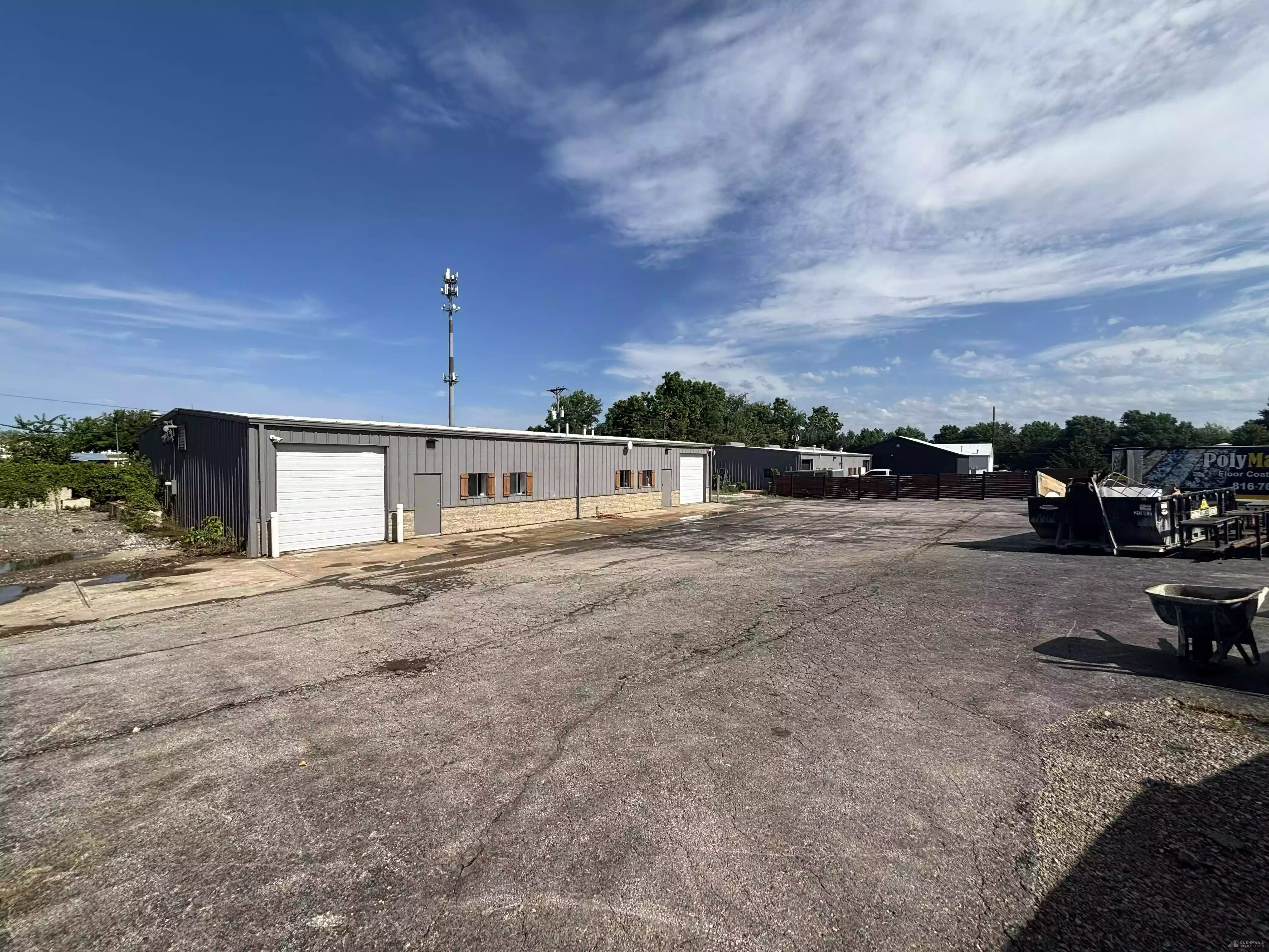 932 Locust Hill Circle