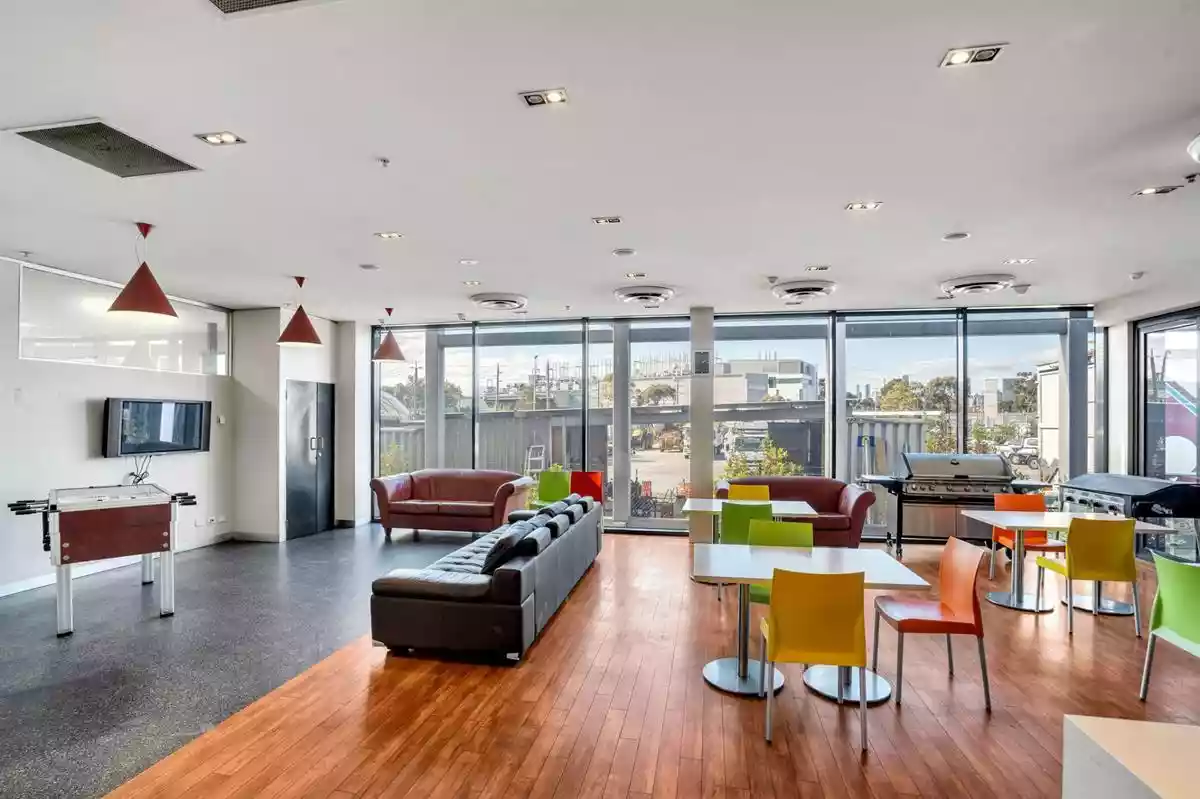 21-23 Wirraway Drive