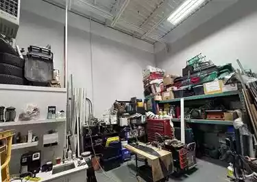 Coquitlam - Warehouse/Distribution