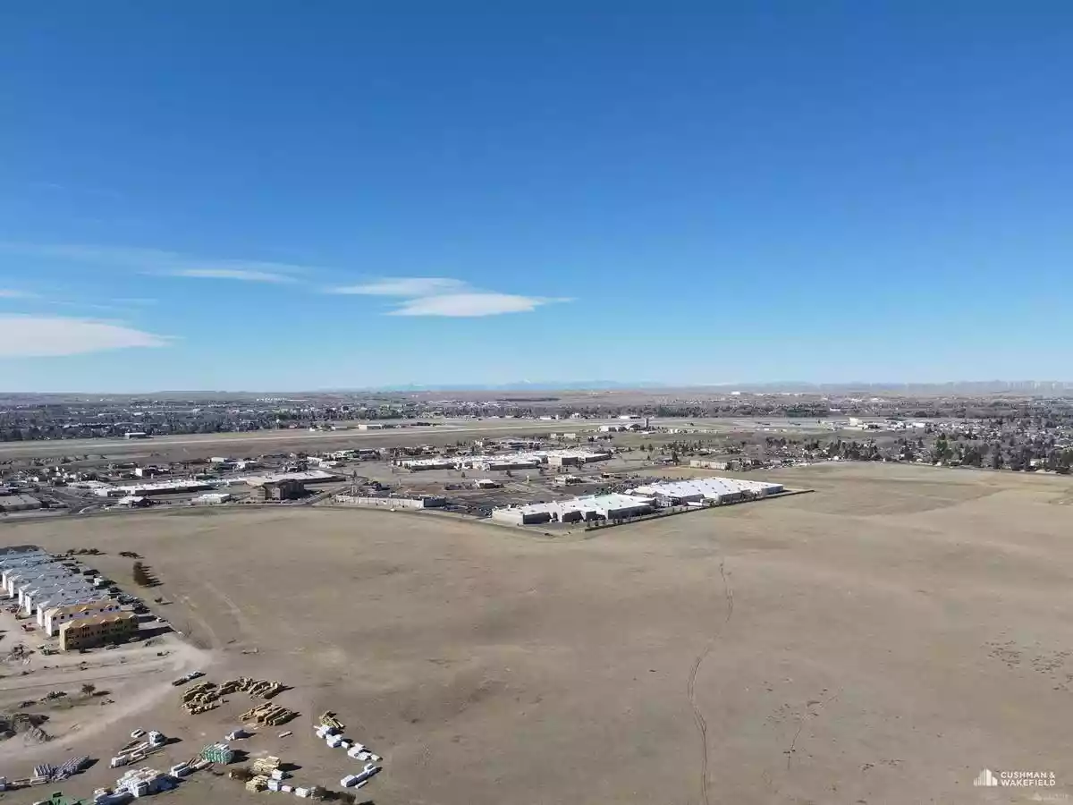 Cheyenne - Land