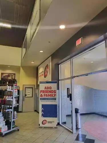 Henderson - Retail