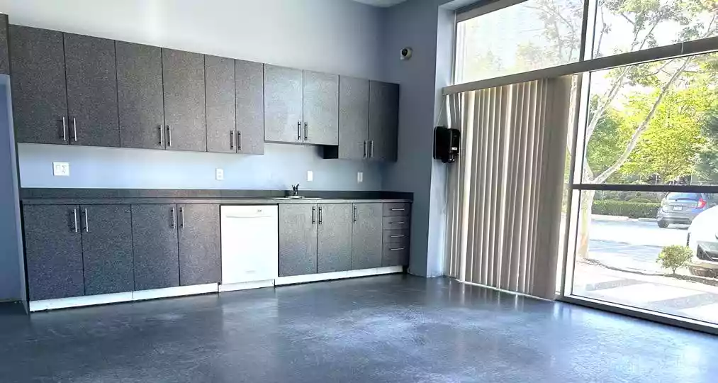 Surrey - Warehouse/Distribution