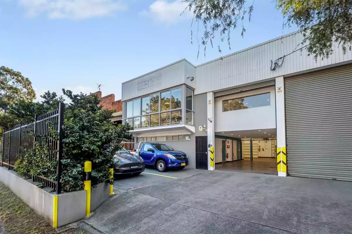 Unit 1/19 Underwood Avenue