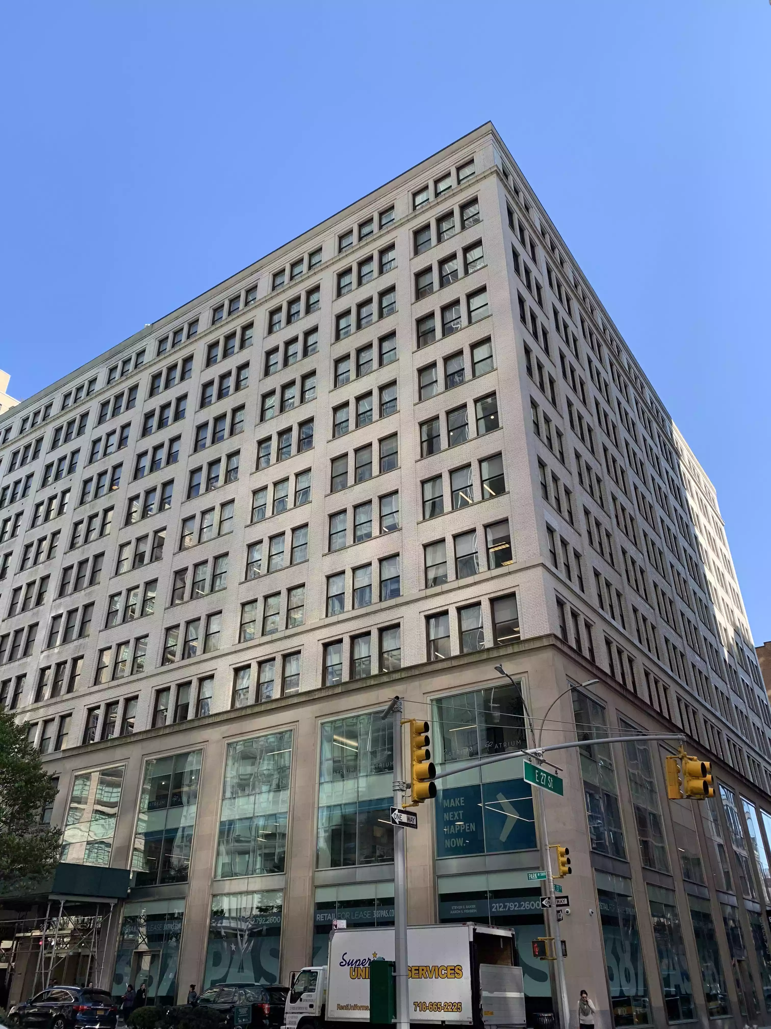387 Park Avenue South