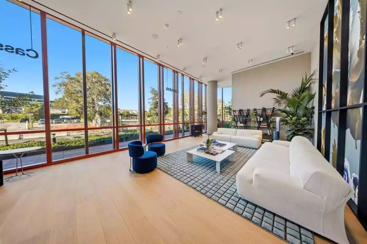 25 Bourke Road
