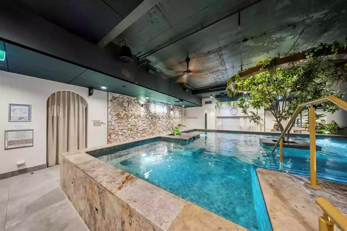 25 Bourke Road