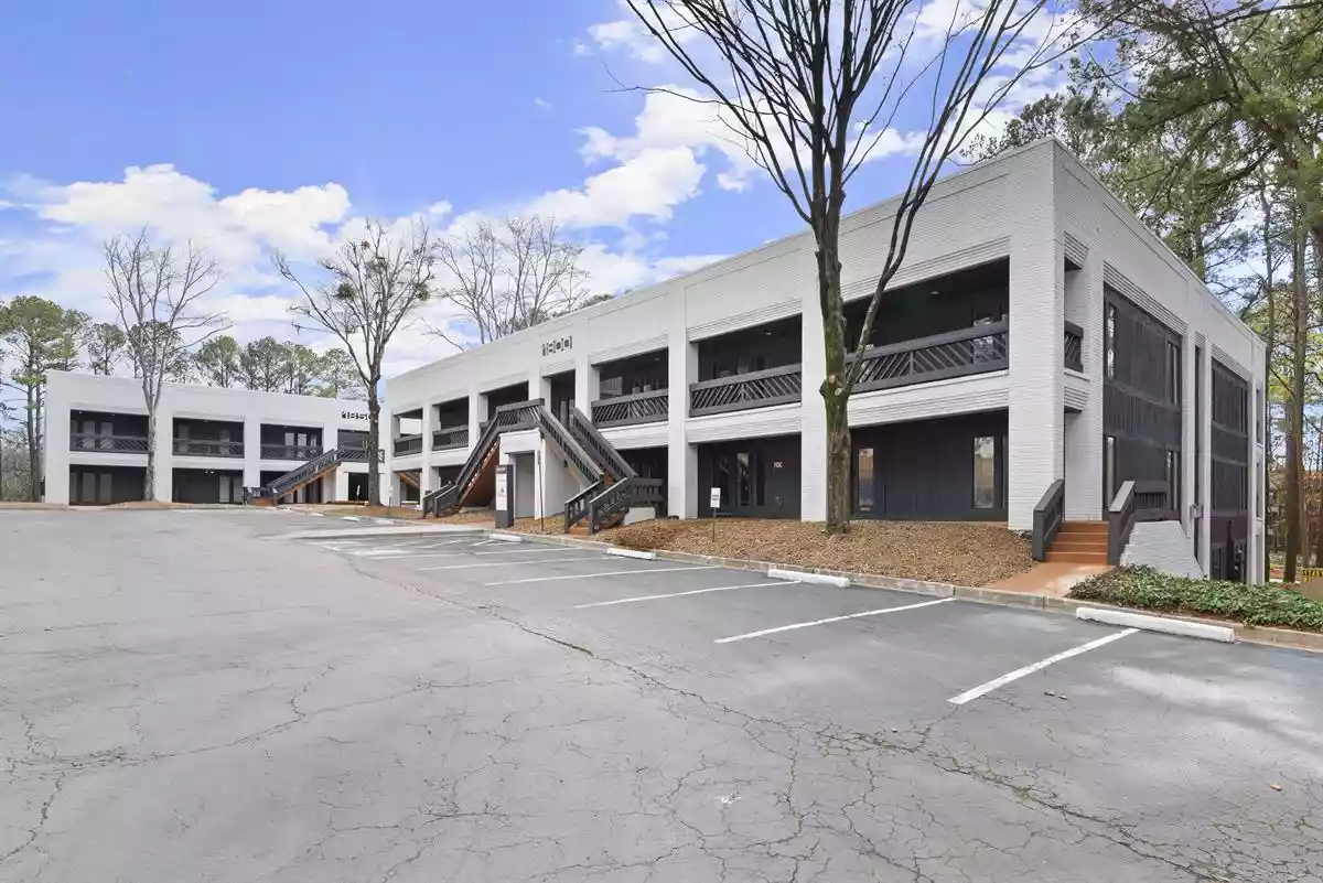 Smyrna - Office
