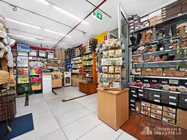 Shop 6/2 Queen St
