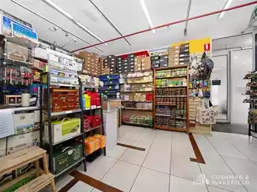 Shop 6/2 Queen St