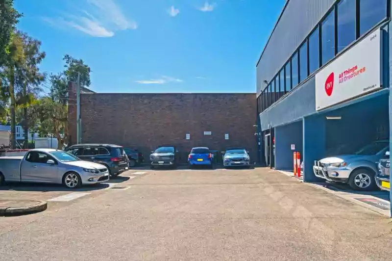 Unit 4/64-66 Burrows Road
