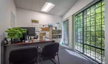 Burnaby - Warehouse/Distribution