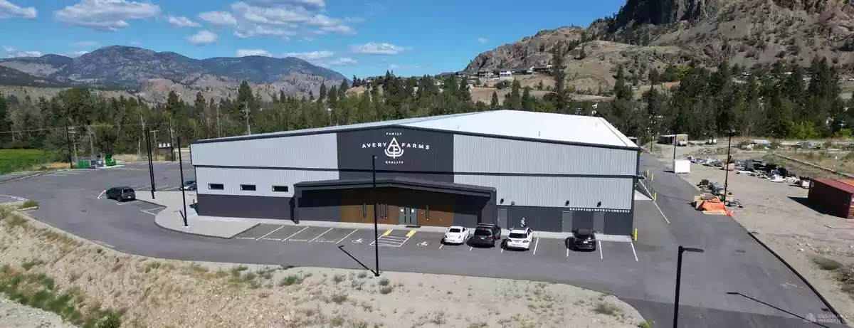 Okanagan Falls - Land